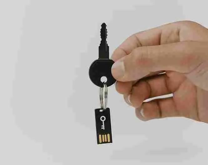 Obligacions de conservació de les factures electròniques amb Verifactu